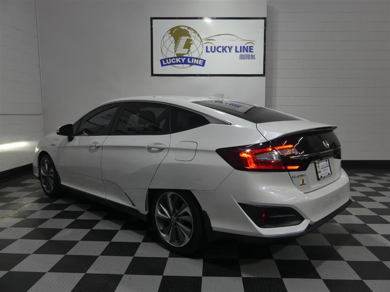 used 2018 Honda Clarity Plug-In Hybrid car, priced at $16,990