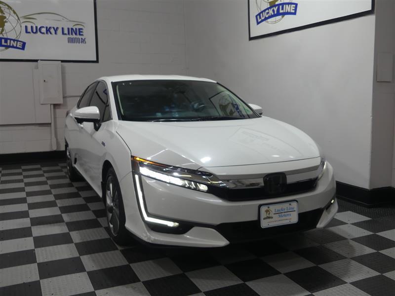 used 2018 Honda Clarity Plug-In Hybrid car, priced at $16,990