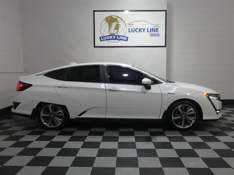 used 2018 Honda Clarity Plug-In Hybrid car, priced at $16,990