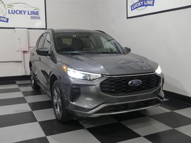 used 2024 Ford Escape car, priced at $25,990