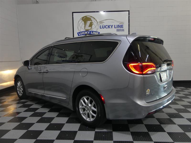 used 2020 Chrysler Pacifica car, priced at $14,990