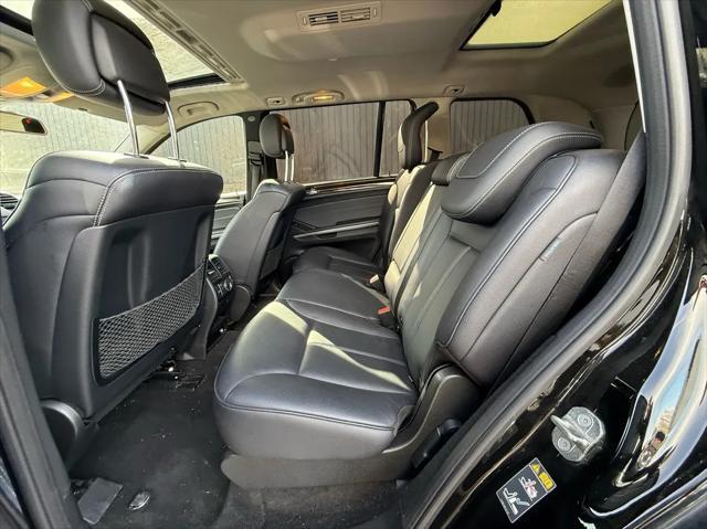 used 2012 Mercedes-Benz GL-Class car, priced at $8,592