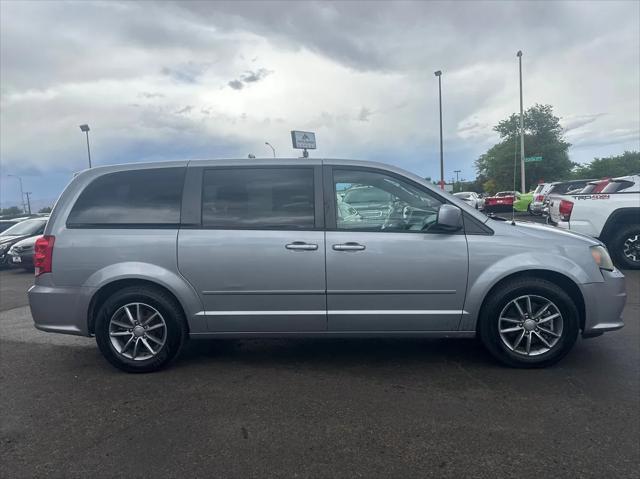 used 2014 Dodge Grand Caravan car, priced at $12,192