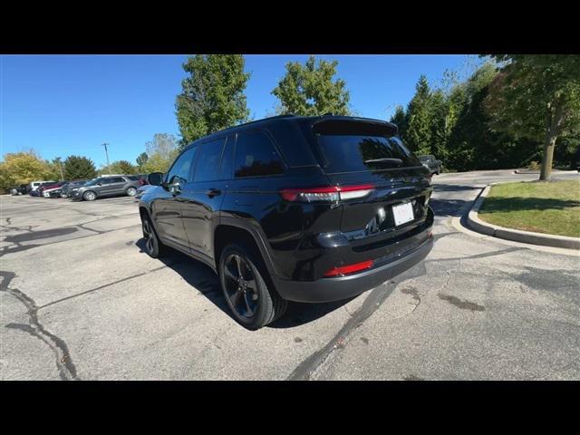 new 2025 Jeep Grand Cherokee car, priced at $42,913