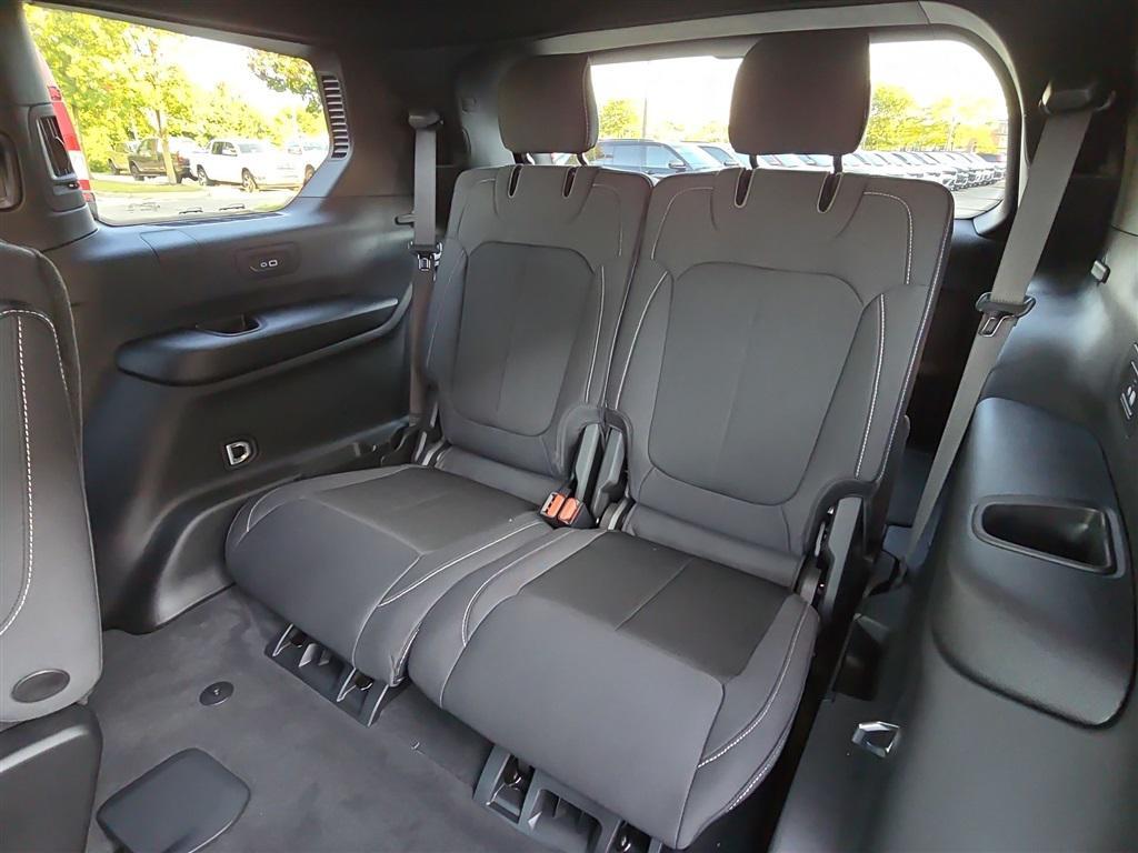 new 2025 Jeep Grand Cherokee L car, priced at $41,600