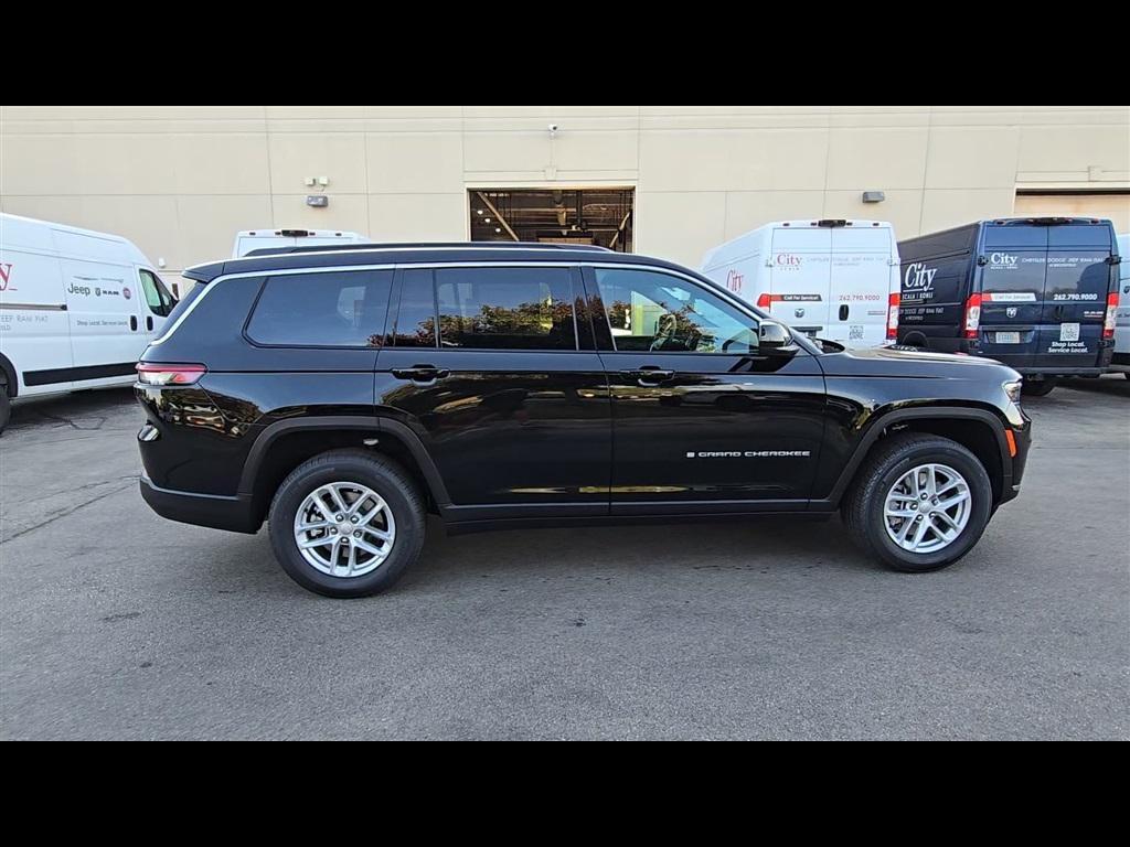 new 2025 Jeep Grand Cherokee L car, priced at $41,600
