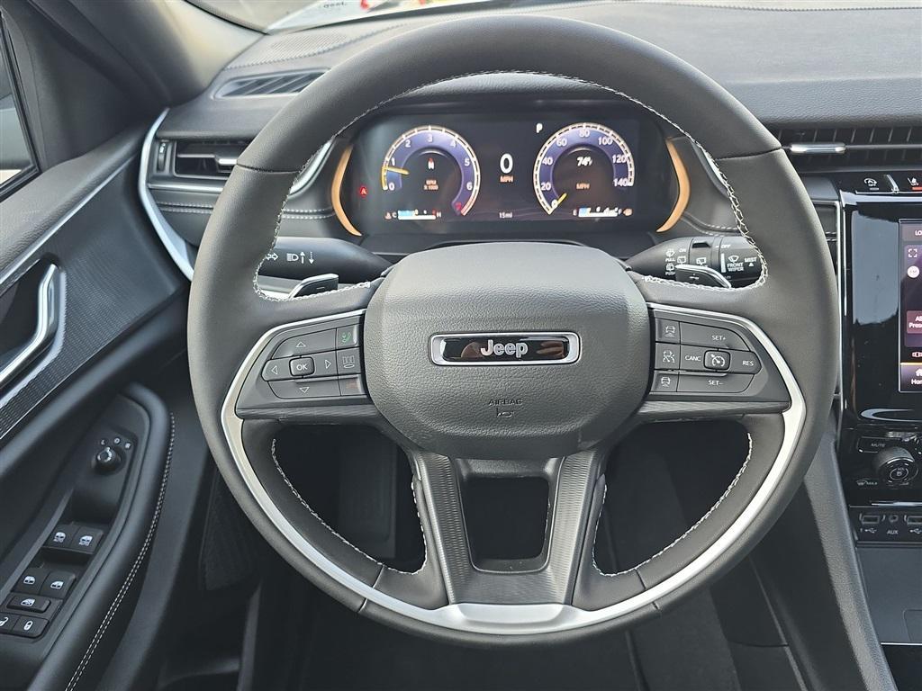 new 2025 Jeep Grand Cherokee L car, priced at $41,600