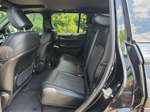 new 2025 Jeep Grand Cherokee car, priced at $42,208