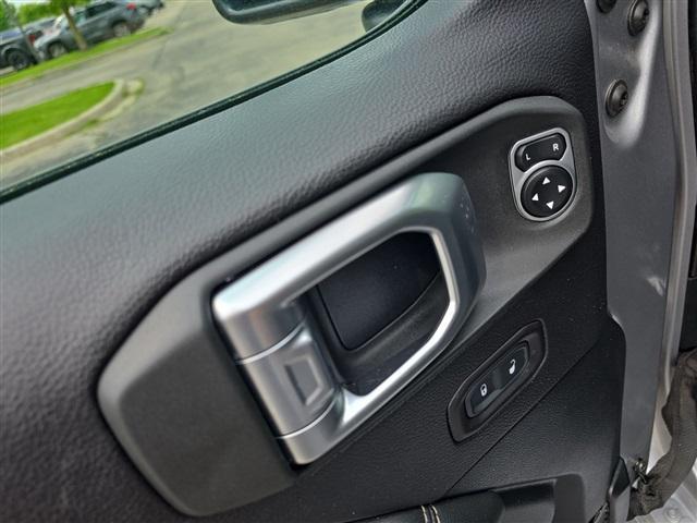 used 2019 Jeep Wrangler Unlimited car, priced at $23,290