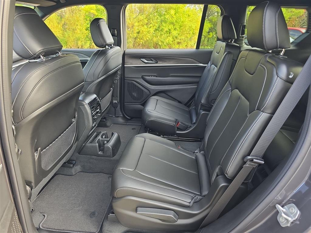 new 2025 Jeep Grand Cherokee L car, priced at $48,586