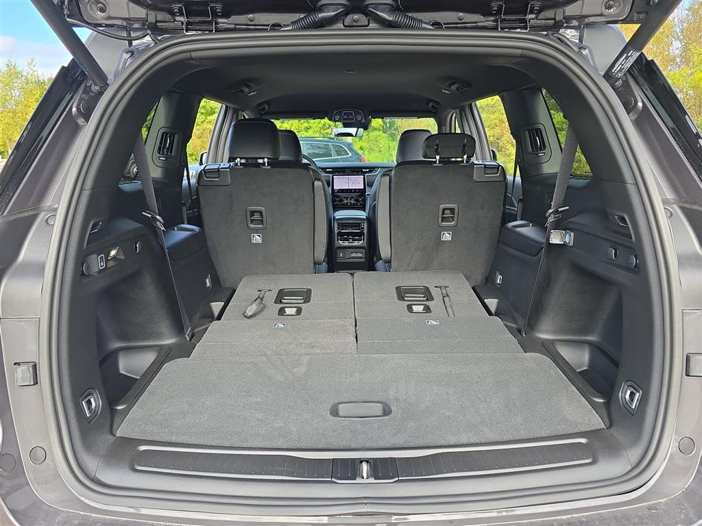 new 2025 Jeep Grand Cherokee L car, priced at $48,586