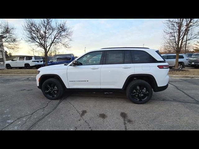 new 2025 Jeep Grand Cherokee car, priced at $41,523