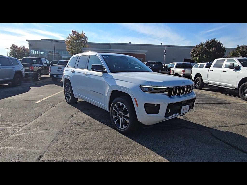 new 2025 Jeep Grand Cherokee car, priced at $58,449