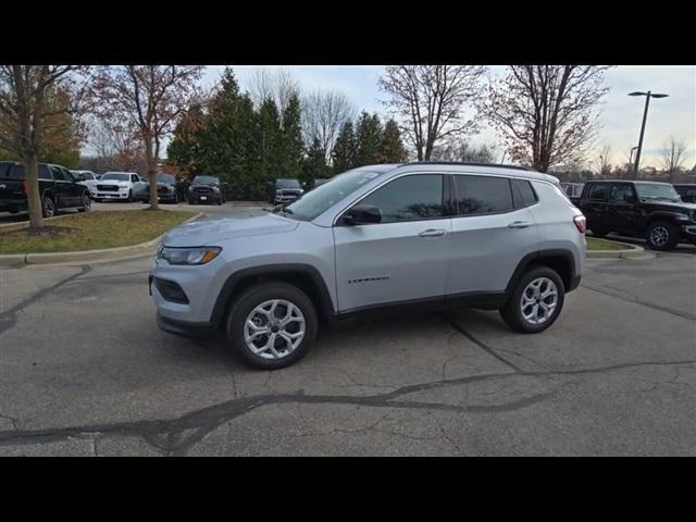 new 2025 Jeep Compass car, priced at $31,122