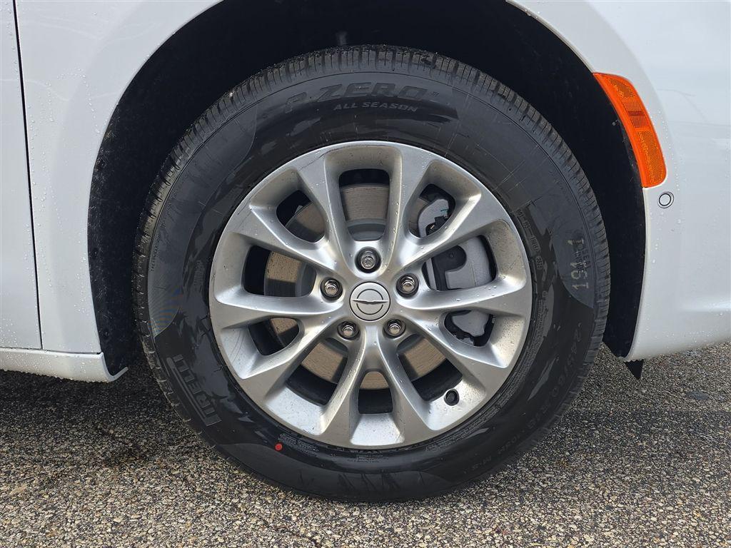 new 2026 Chrysler Pacifica car, priced at $43,735