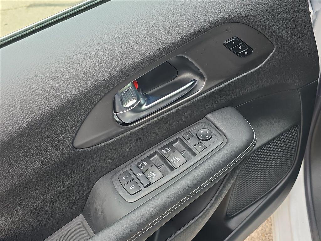 new 2026 Chrysler Pacifica car, priced at $43,735