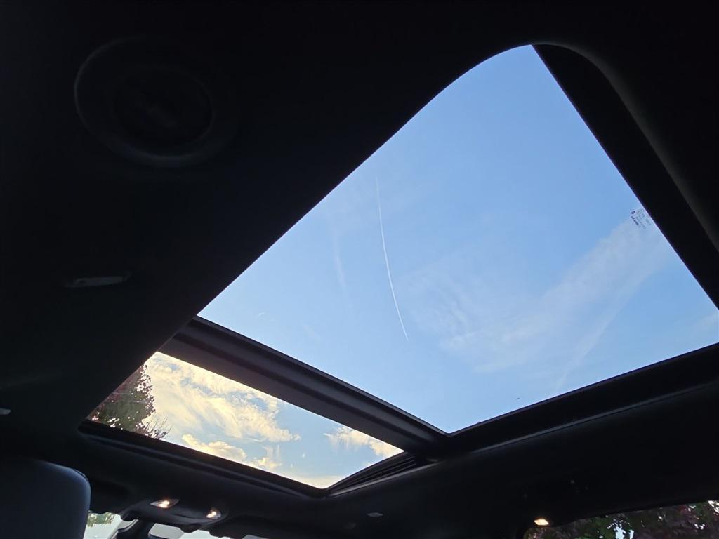 new 2026 Chrysler Pacifica car, priced at $47,725