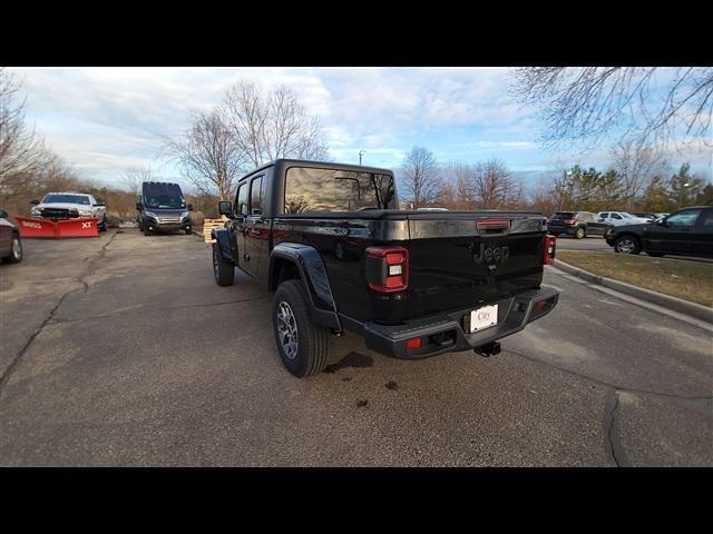 new 2024 Jeep Gladiator car, priced at $44,978