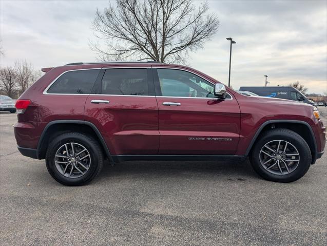 used 2017 Jeep Grand Cherokee car, priced at $19,984