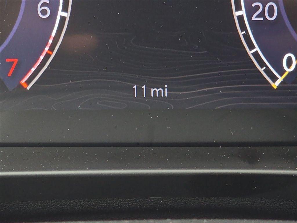 new 2025 Jeep Grand Cherokee car, priced at $38,779