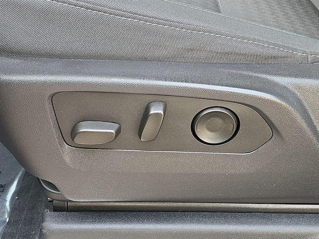 used 2023 Chevrolet Silverado 1500 car, priced at $42,130