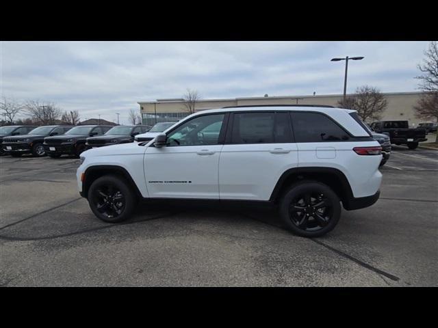 new 2025 Jeep Grand Cherokee car, priced at $50,849