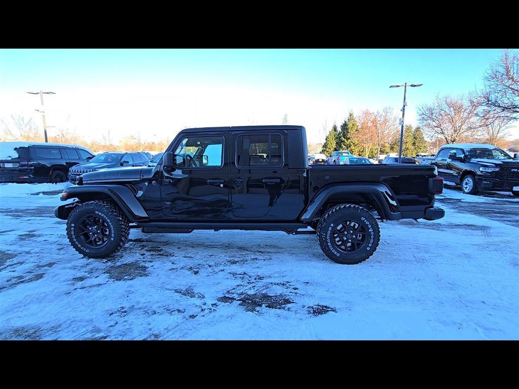 new 2026 Jeep Gladiator car, priced at $48,572