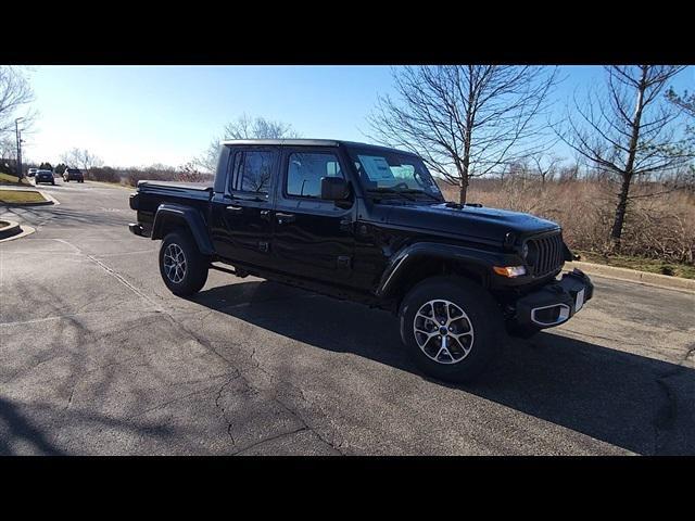 new 2024 Jeep Gladiator car, priced at $44,312