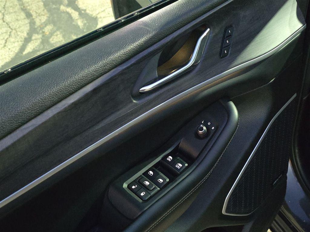 used 2024 Jeep Grand Cherokee 4xe car, priced at $24,790