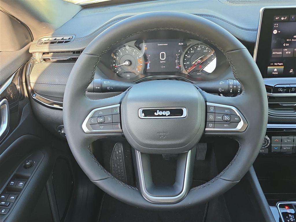 new 2026 Jeep Compass car, priced at $33,509