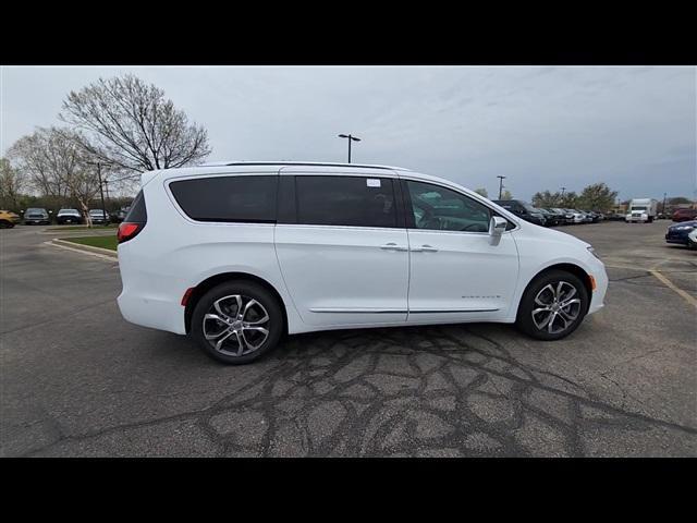 new 2024 Chrysler Pacifica car, priced at $54,558