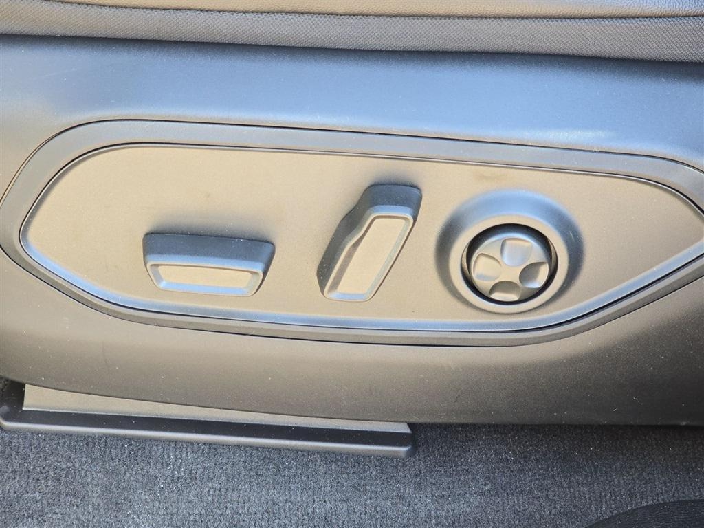 new 2025 Jeep Grand Cherokee L car, priced at $41,867