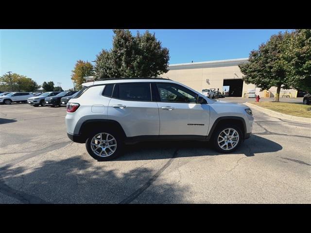 new 2025 Jeep Compass car, priced at $34,458