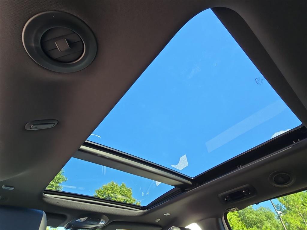 new 2026 Chrysler Pacifica car, priced at $38,097