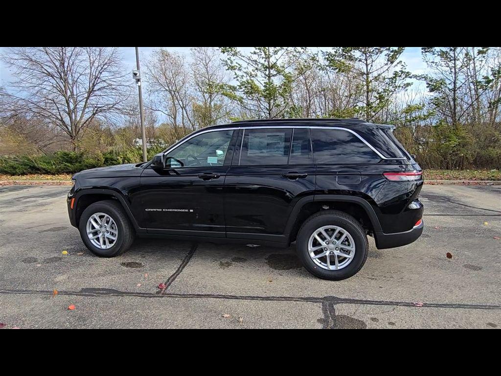 new 2025 Jeep Grand Cherokee car, priced at $39,506