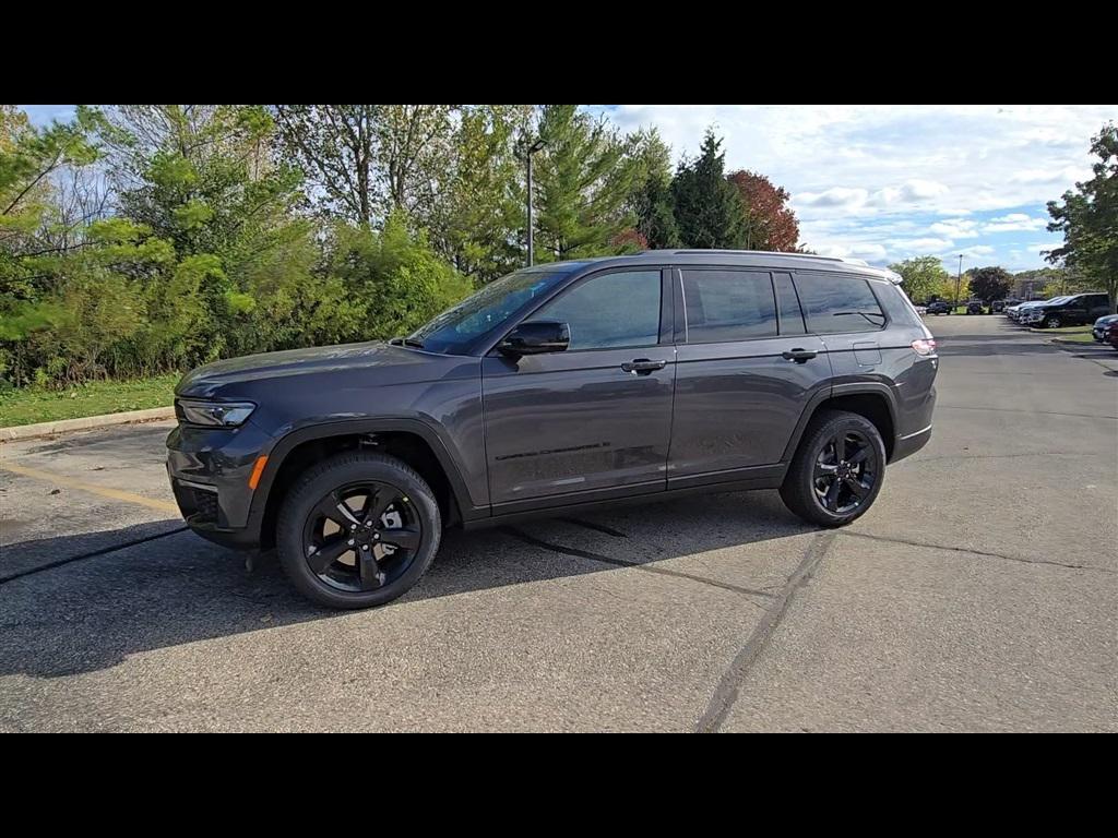 new 2025 Jeep Grand Cherokee L car, priced at $55,609