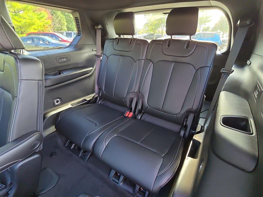 new 2025 Jeep Grand Cherokee L car, priced at $55,609