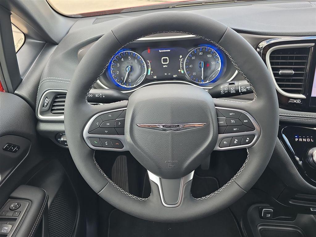 new 2026 Chrysler Pacifica car, priced at $37,461