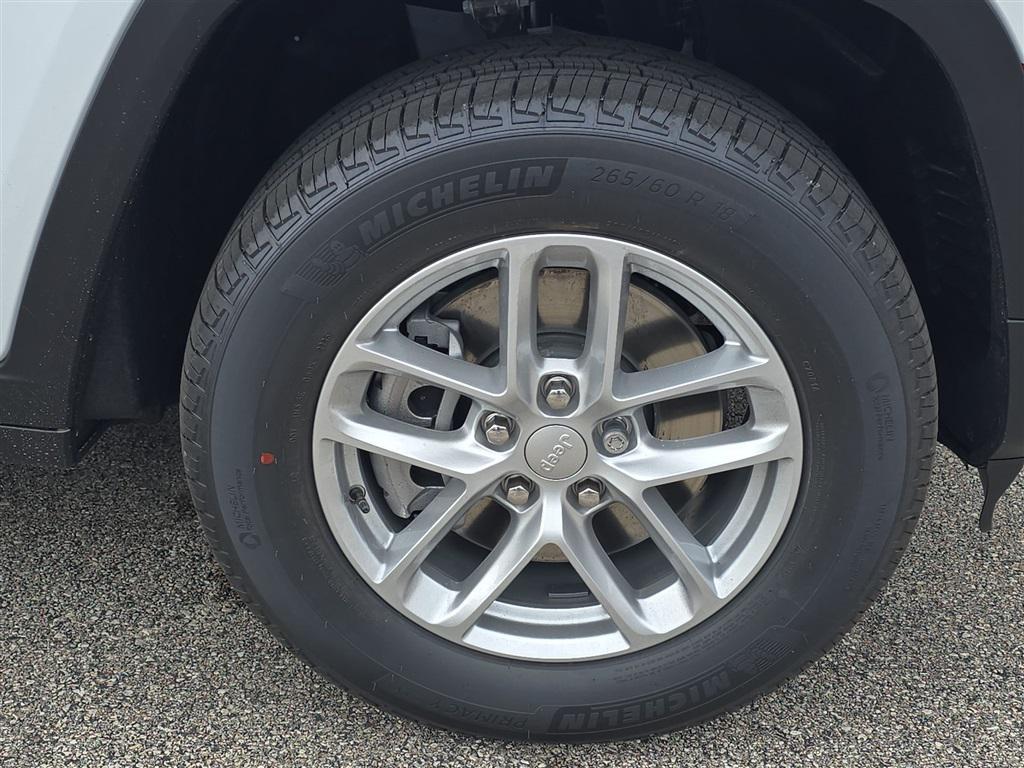 new 2025 Jeep Grand Cherokee L car, priced at $40,571