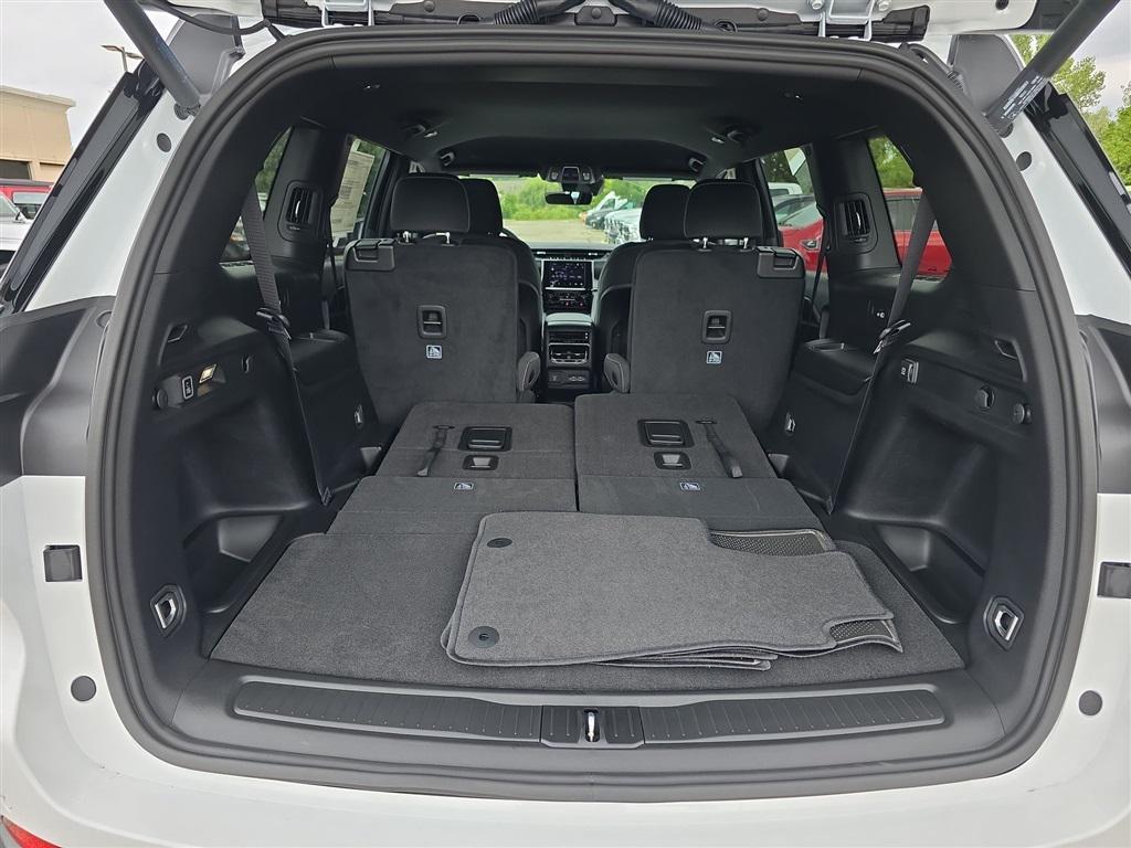 new 2025 Jeep Grand Cherokee L car, priced at $40,571