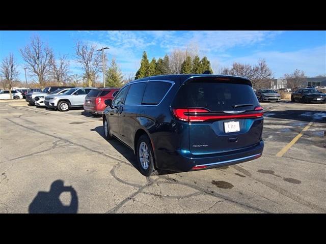 new 2025 Chrysler Pacifica car, priced at $41,079