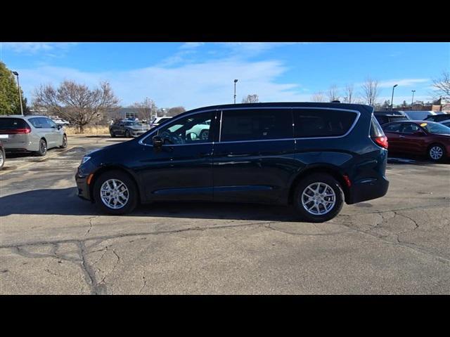 new 2025 Chrysler Pacifica car, priced at $41,079