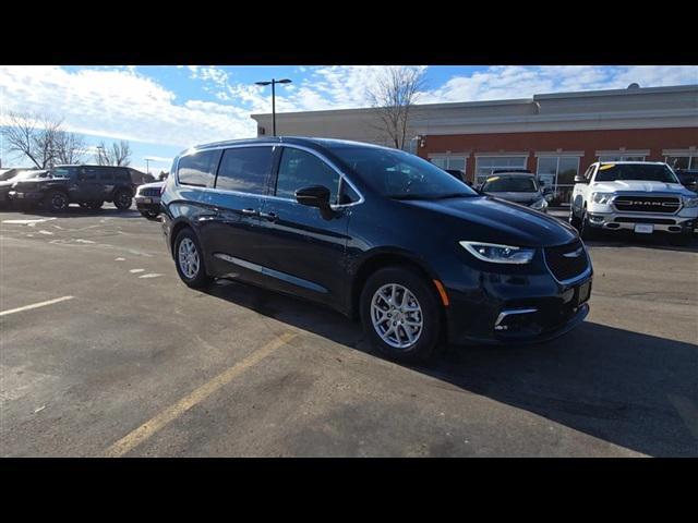 new 2025 Chrysler Pacifica car, priced at $41,079