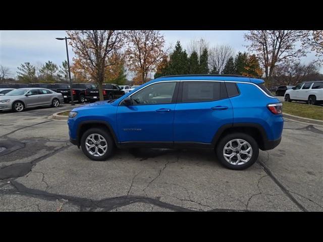 new 2025 Jeep Compass car, priced at $31,122