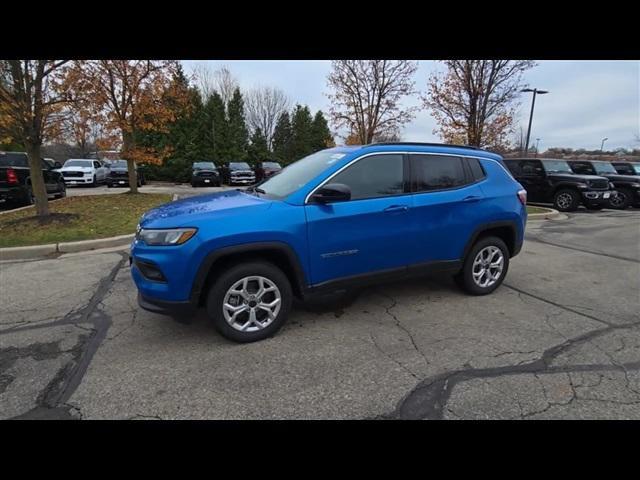 new 2025 Jeep Compass car, priced at $31,122