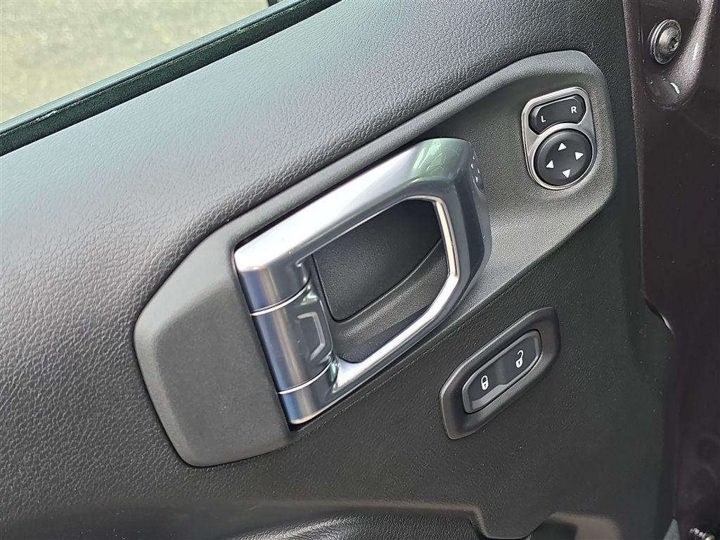 new 2026 Jeep Wrangler car, priced at $56,055