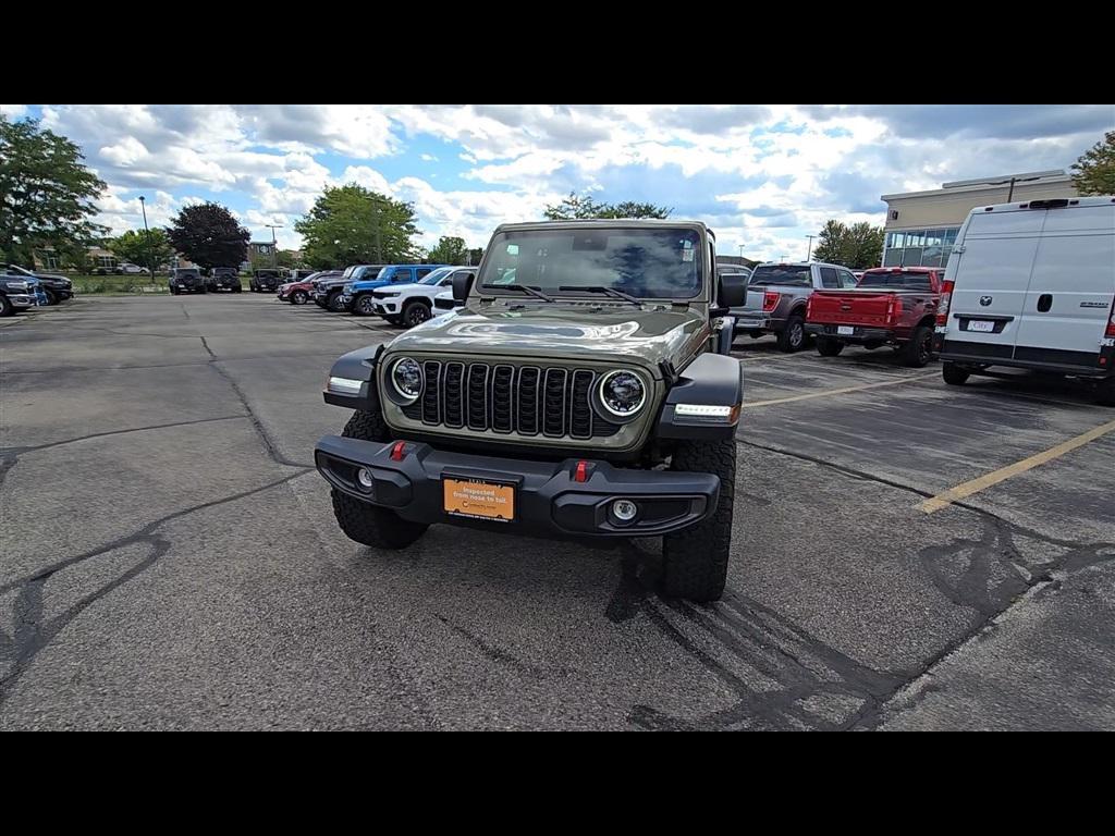 used 2025 Jeep Wrangler car, priced at $45,590