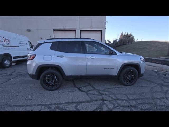 new 2025 Jeep Compass car, priced at $29,945