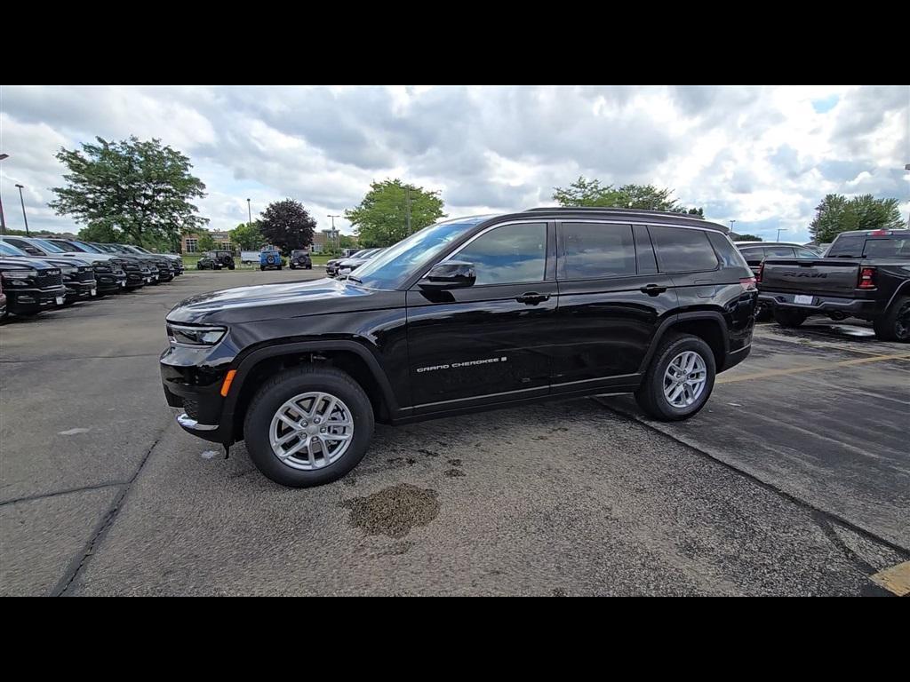 new 2025 Jeep Grand Cherokee L car, priced at $39,995