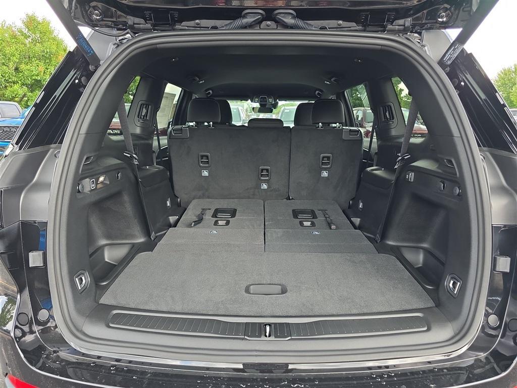 new 2025 Jeep Grand Cherokee L car, priced at $39,995